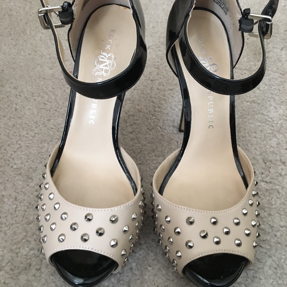 Banana Republic high heels